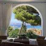 Hotel Grand 4*