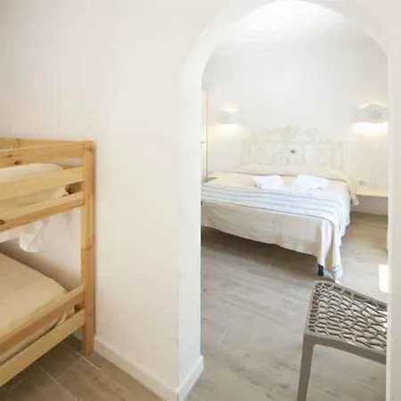 Grand 4* Palau